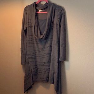Ladies Gray Long Top